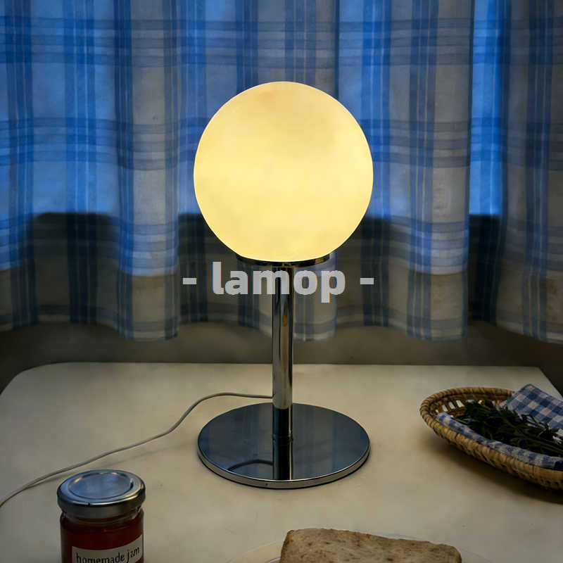 Lighting Decoration - مصباح طاولة كروم أبيض حليبي صلب